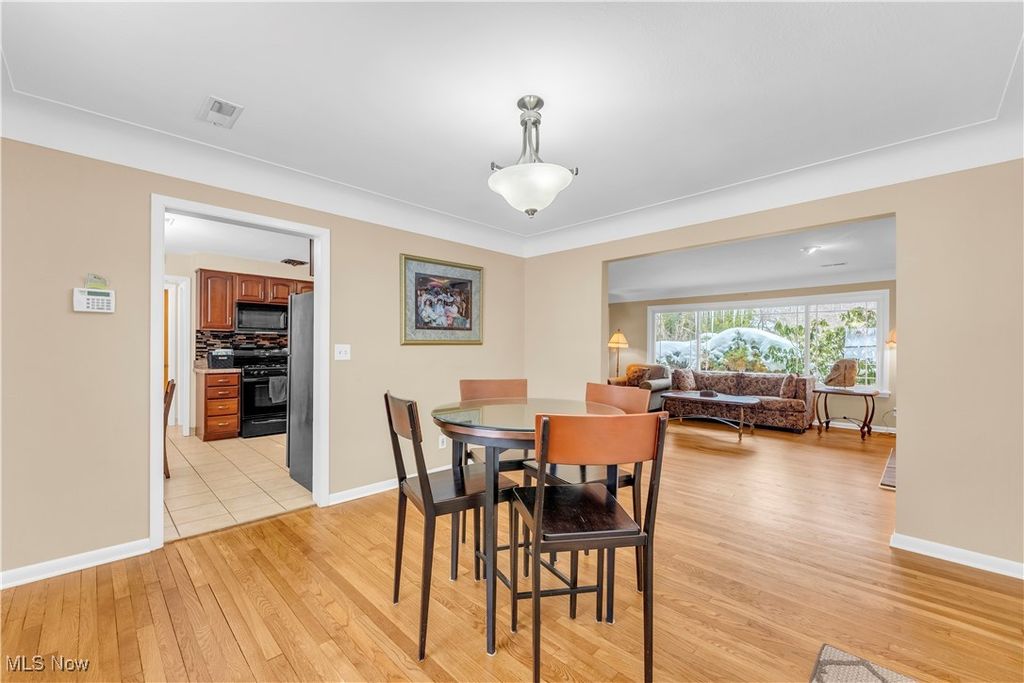 Photo of 8556 Brecksville Road, Brecksville, OH 44141 (MLS # 5185250)