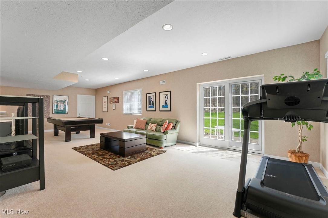 7420 Hillside Lane, Solon, Ohio image 38