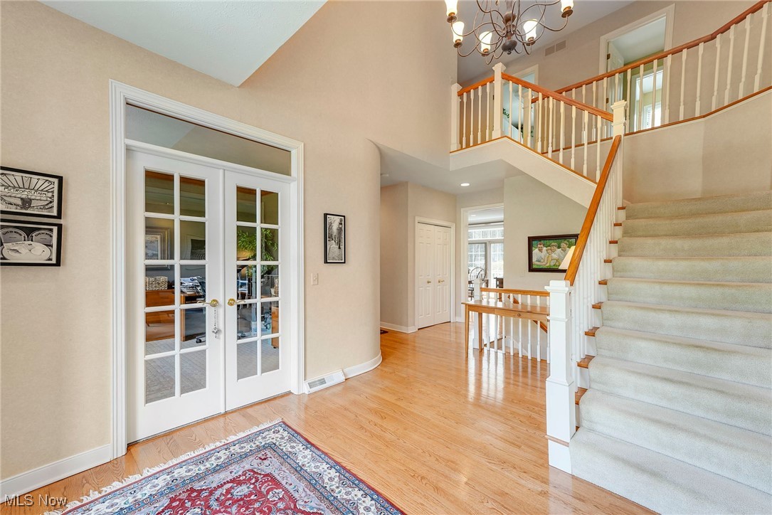 7420 Hillside Lane, Solon, Ohio image 4
