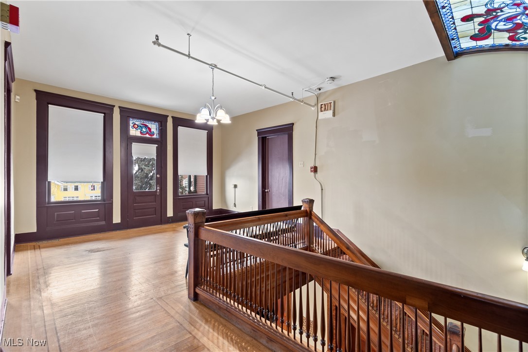 City/Canton - Commercial Sale