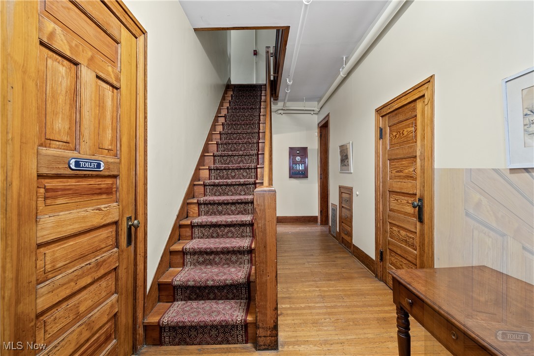 City/Canton - Commercial Sale