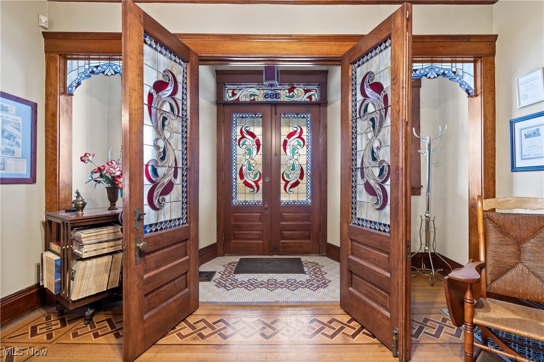 City/Canton - Commercial Sale