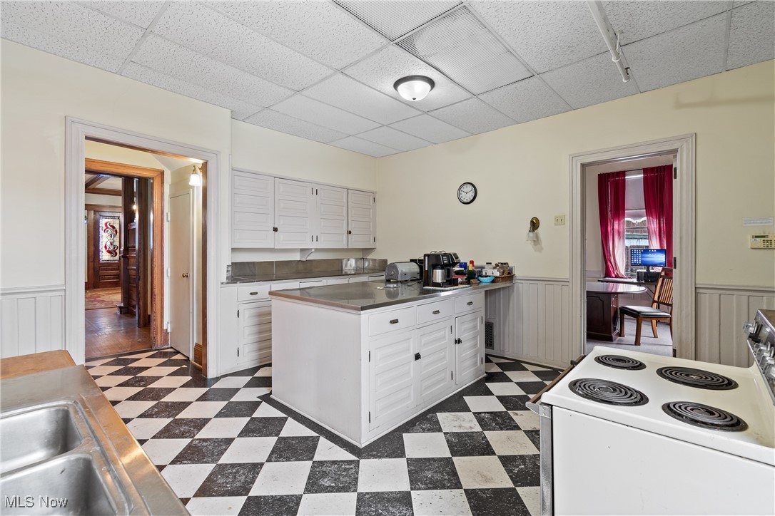 City/Canton - Commercial Sale