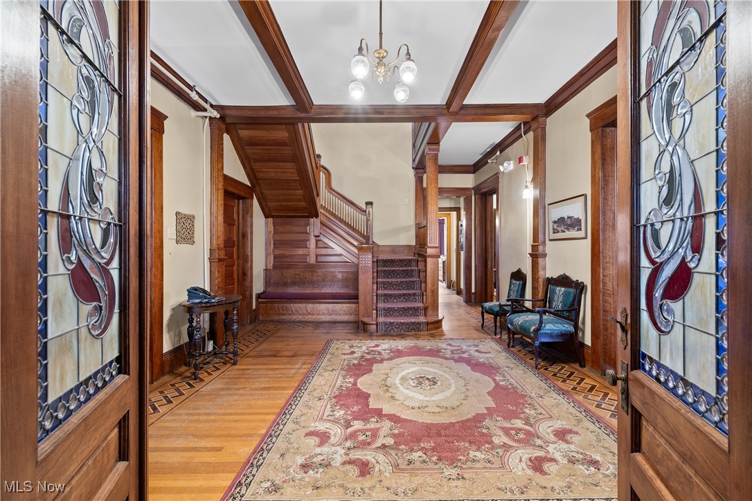 City/Canton - Commercial Sale