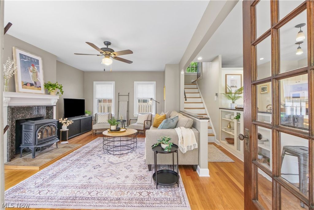 Photo of 2965 Washington Boulevard, Cleveland Heights, OH 44118 (MLS # 5201957)