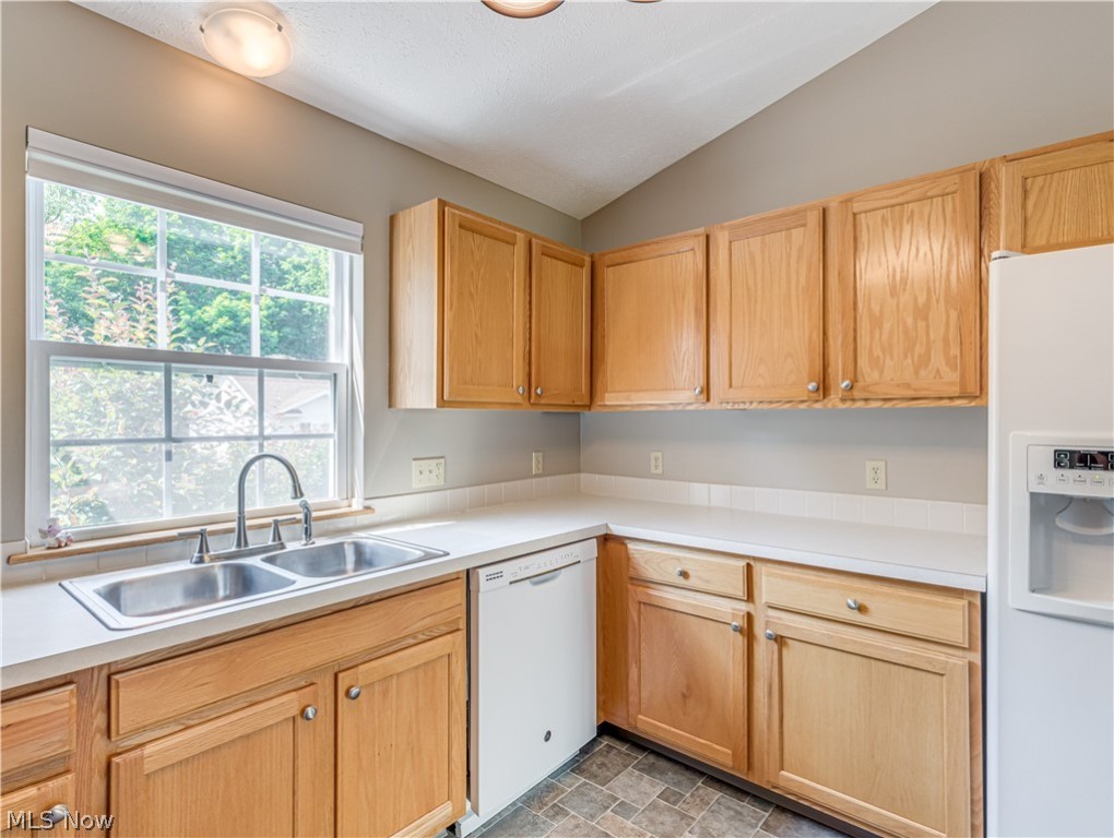 River Rdg Condo - Residential