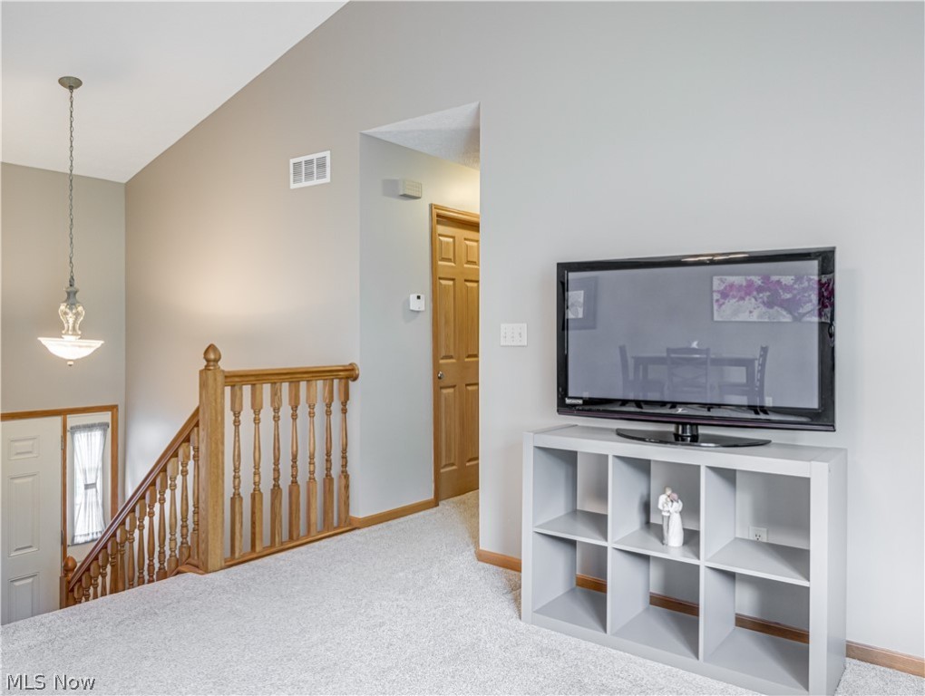 River Rdg Condo - Residential