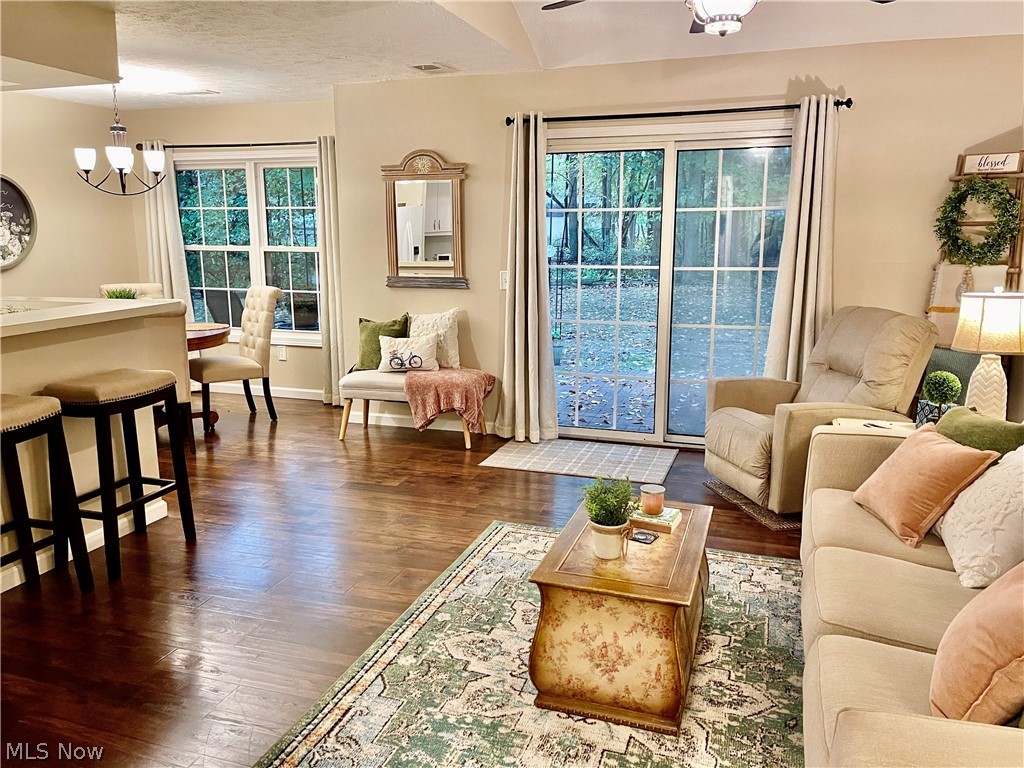 Woodbury Condo - Residential