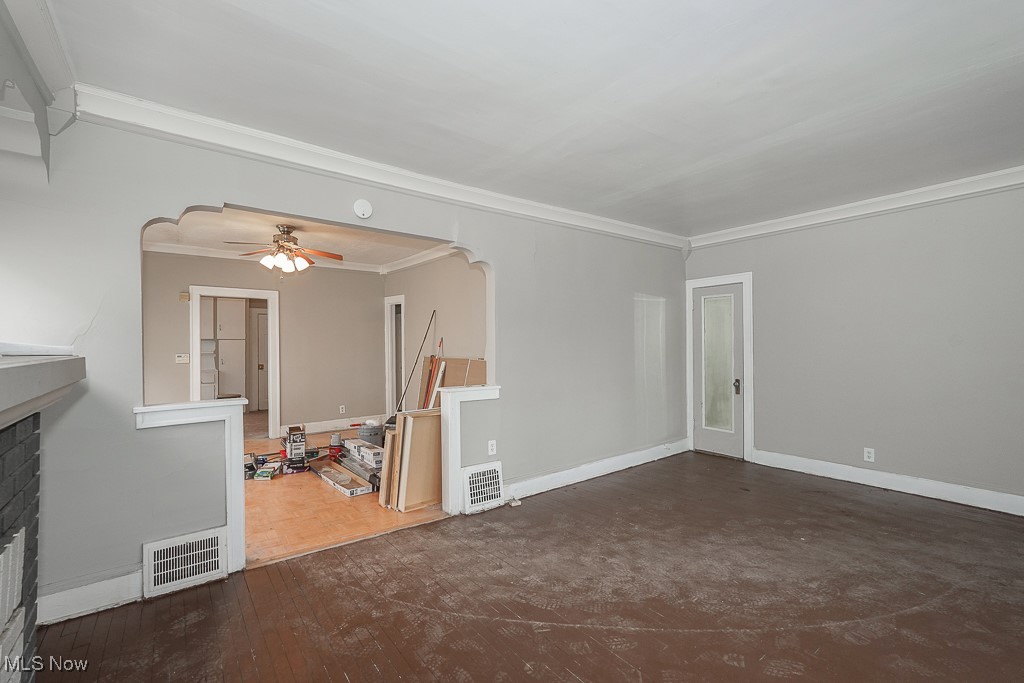3569 E 154th Street