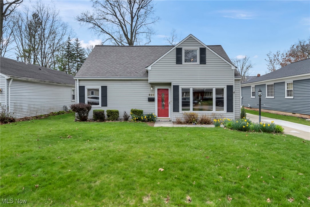 624 Parkside Drive, Bay Village, Ohio image 2
