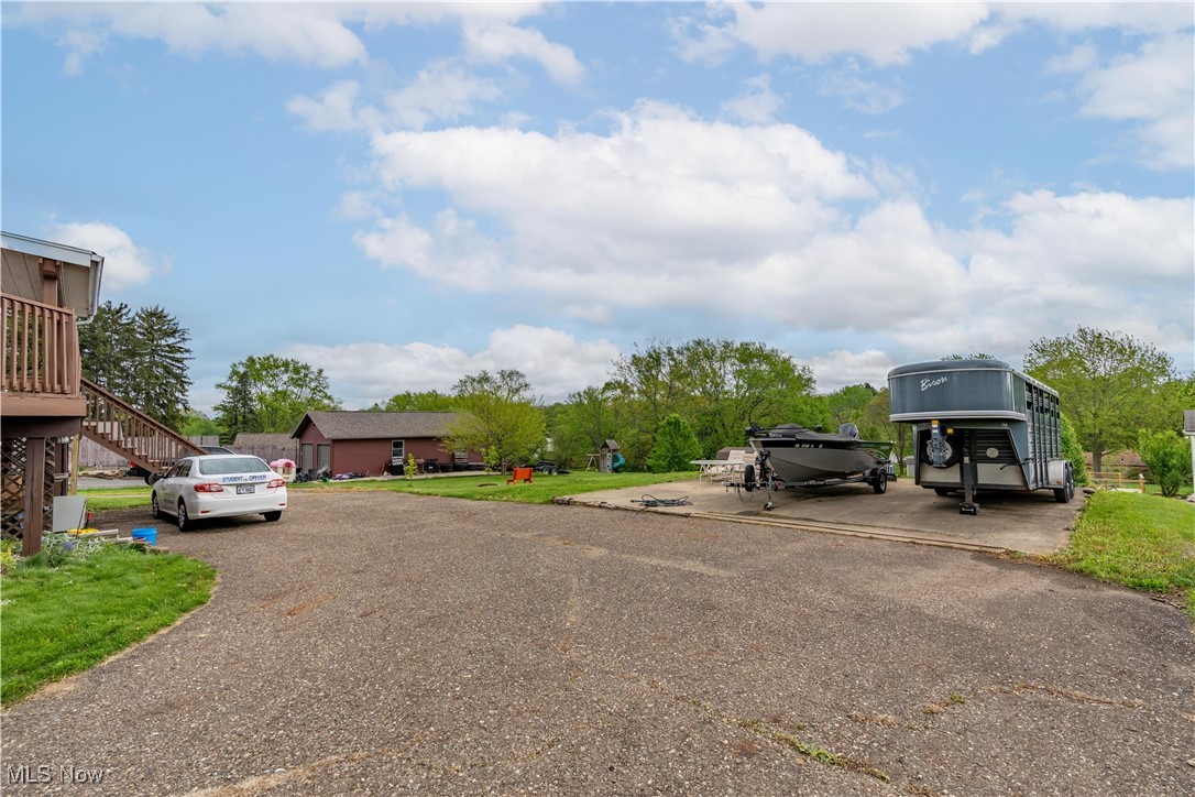 4144 Stump Avenue, Navarre, Ohio image 28