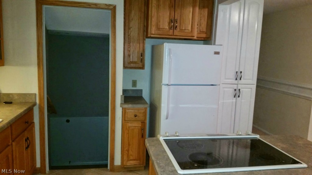 North Western Sales Cos West - Residential Lease