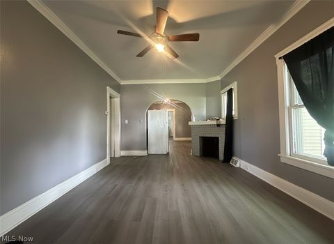 Tiny photo for 875 E 131st Street, Cleveland, OH 44108 (MLS # 5220957)
