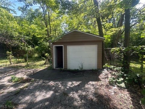 Tiny photo for 875 E 131st Street, Cleveland, OH 44108 (MLS # 5220957)