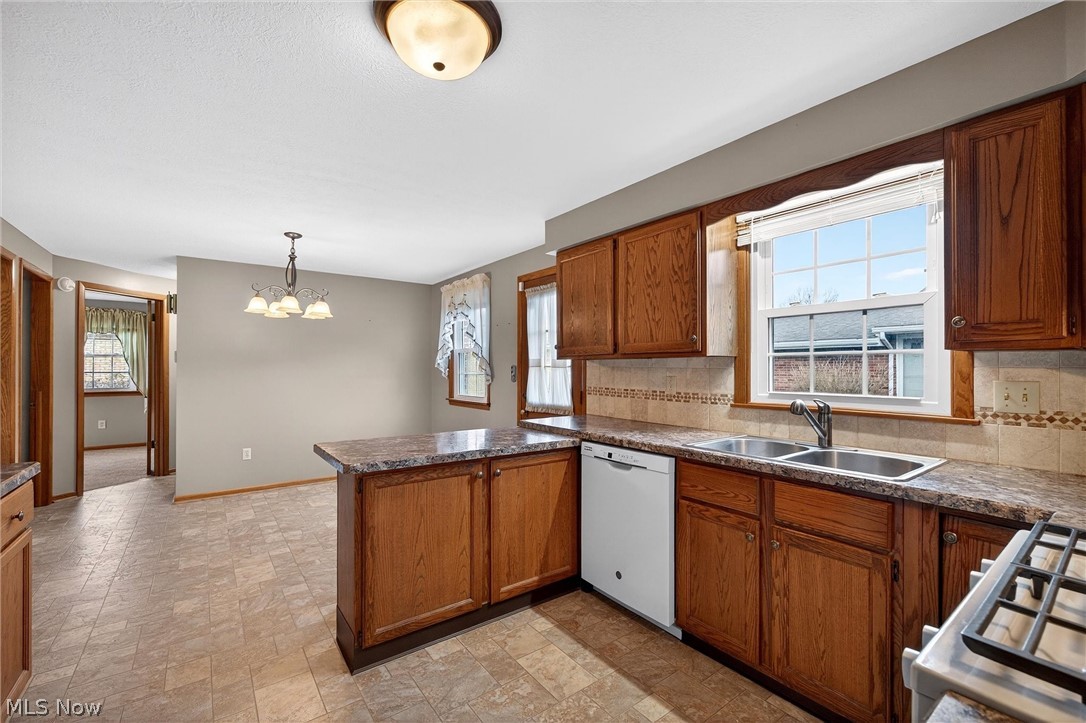 Meadows Condo - Residential