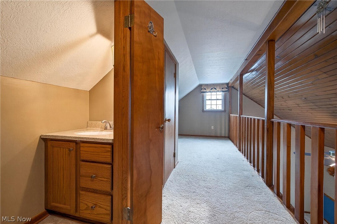 Meadows Condo - Residential