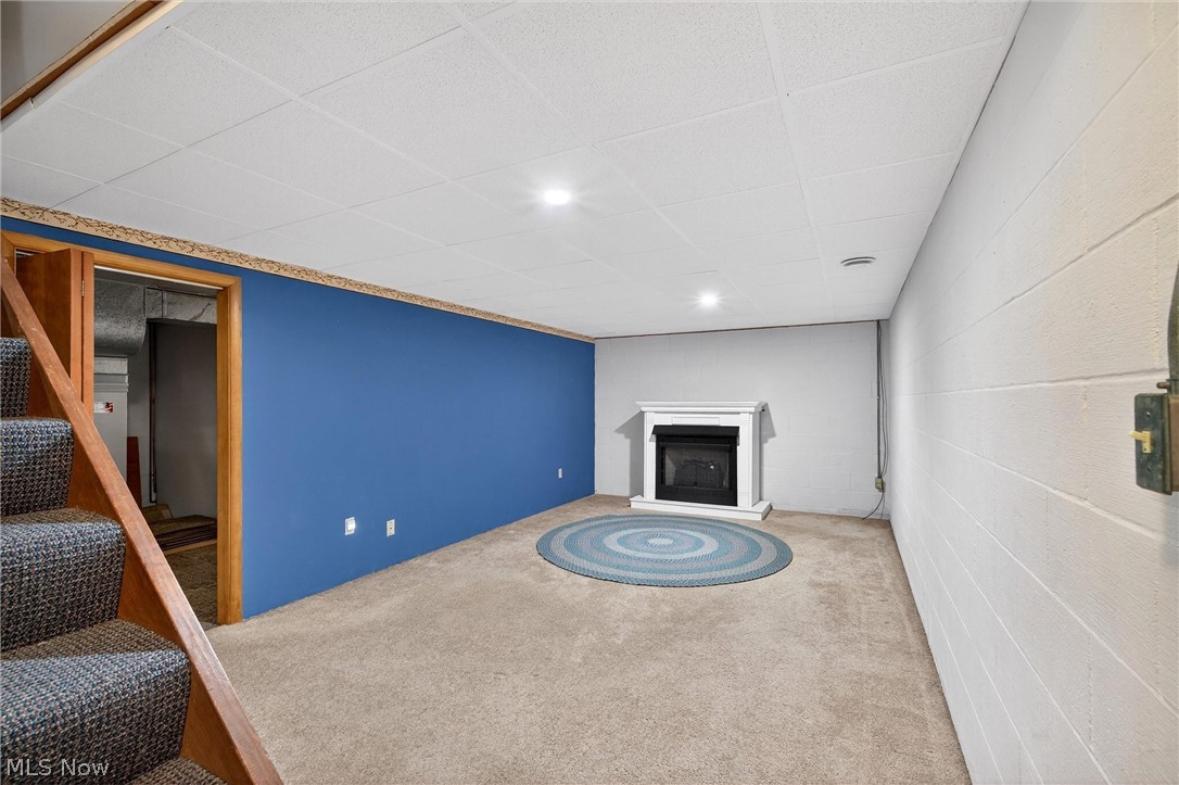 Meadows Condo - Residential