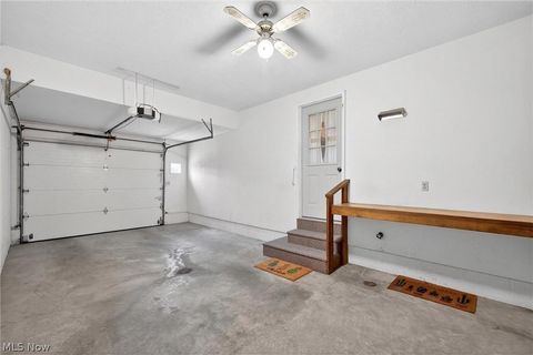 Tiny photo for 720 Springfield Road #D, Columbiana, OH 44408 (MLS # 5198113)