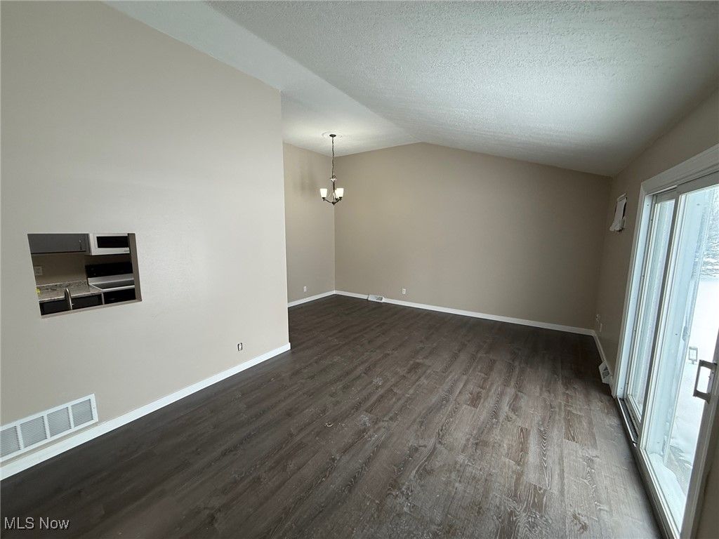 Photo of 2465 Warren Parkway #6, Twinsburg, OH 44087 (MLS # 5185020)