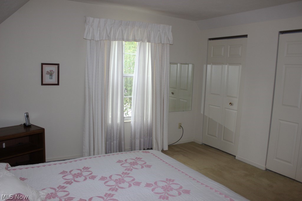 Brook Point Village Condo - Residential