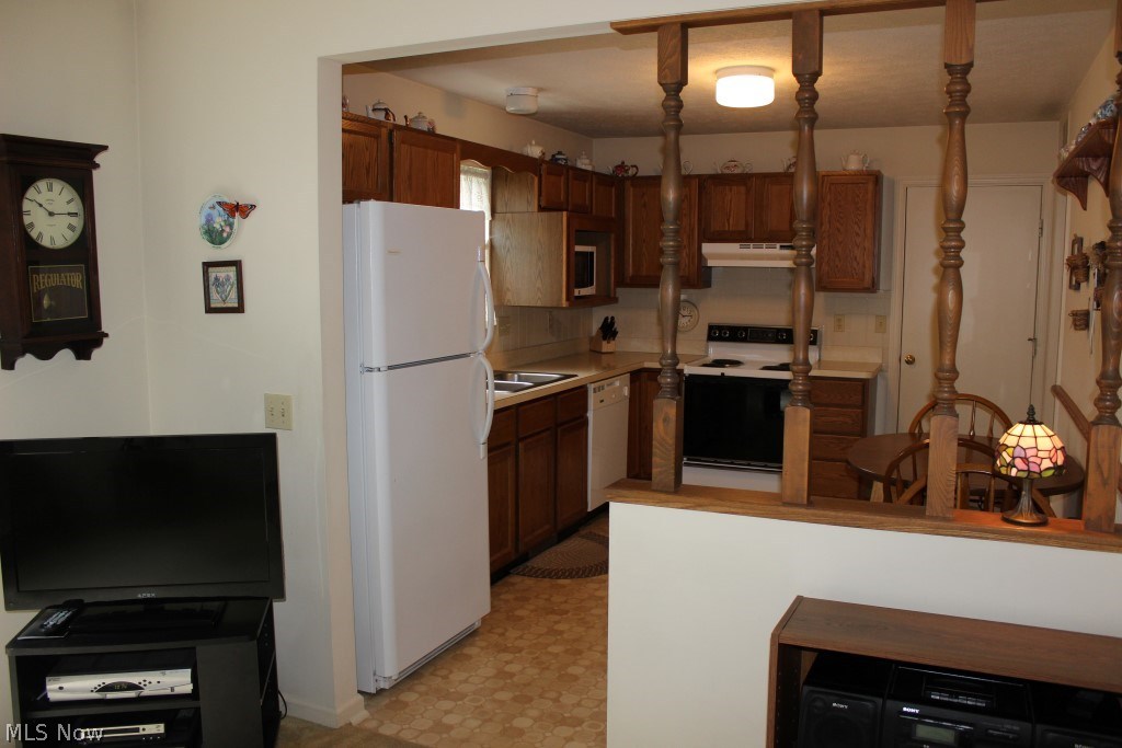 Brook Point Village Condo - Residential