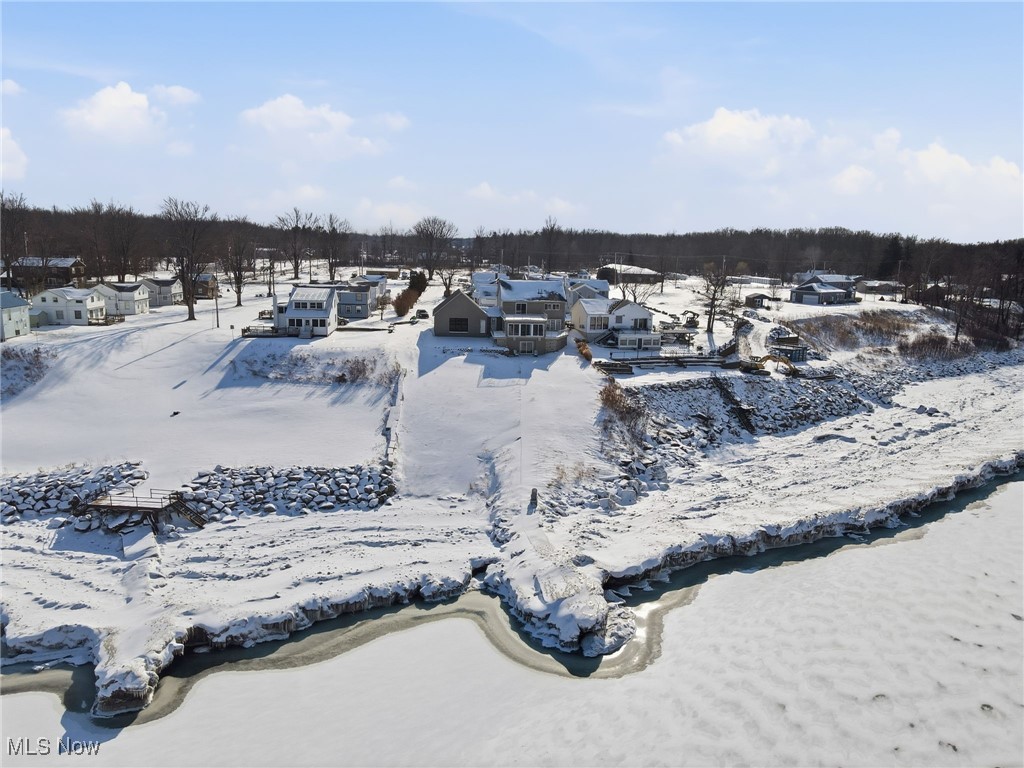 7 Ninevah Beach Drive