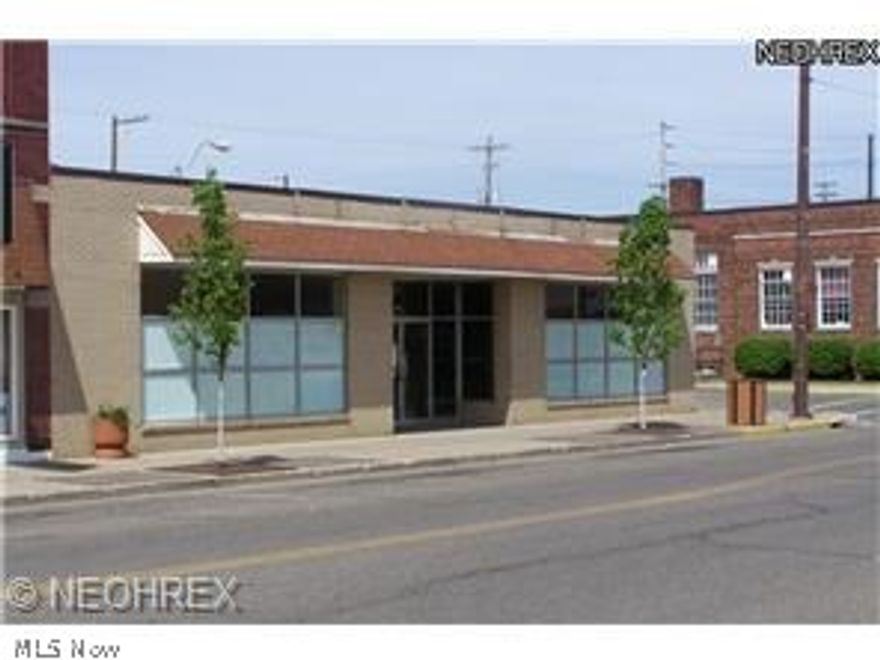 Former Dollar General in great downtown location.  Multiple uses possible.