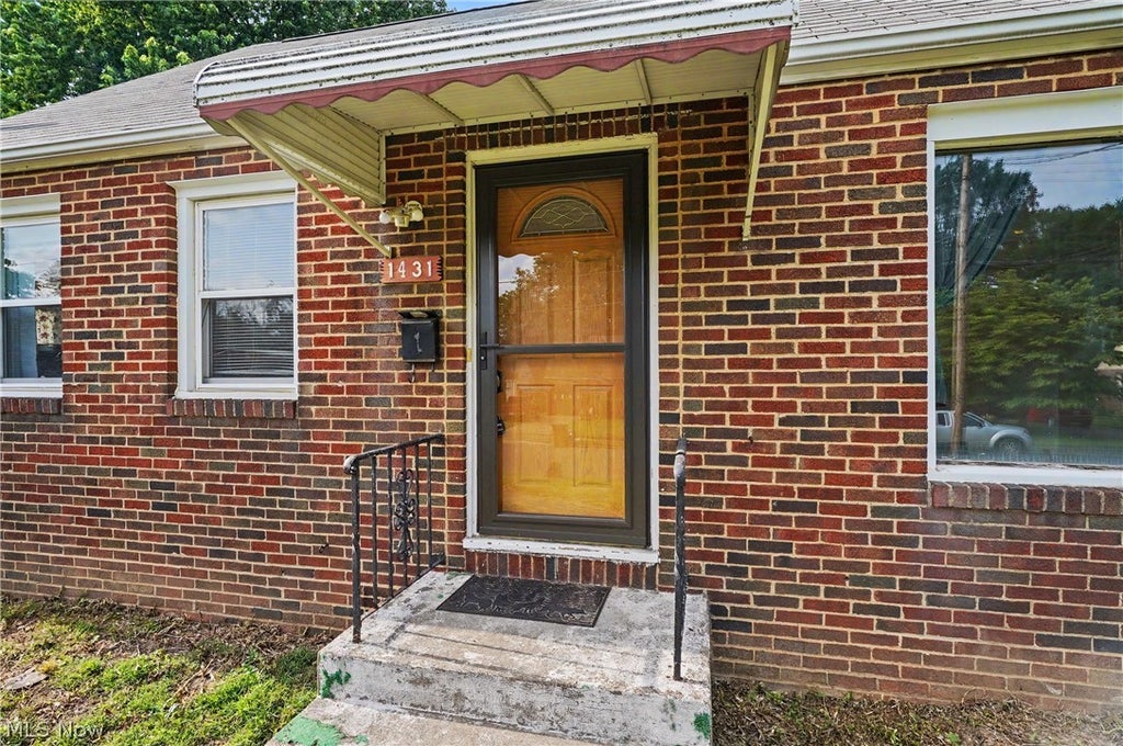 Photo of 1431 21st Street NW, Canton, OH 44709 (MLS # 5216696)