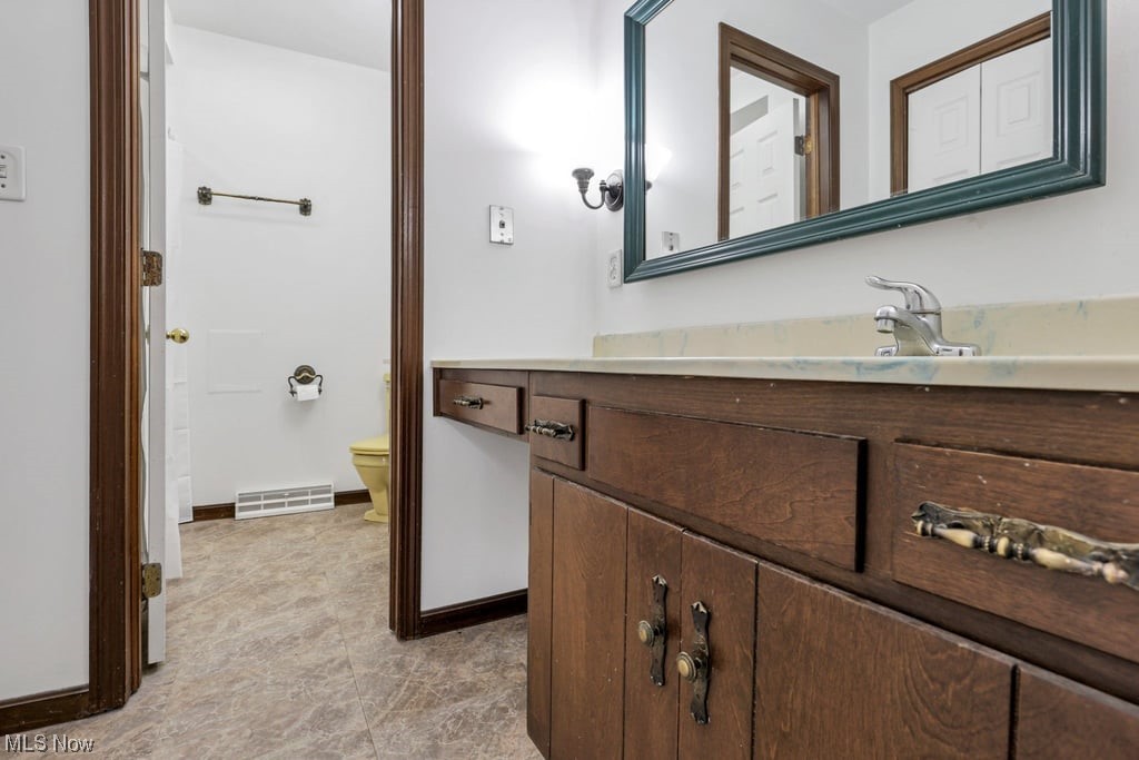 STONEHENGE - Residential