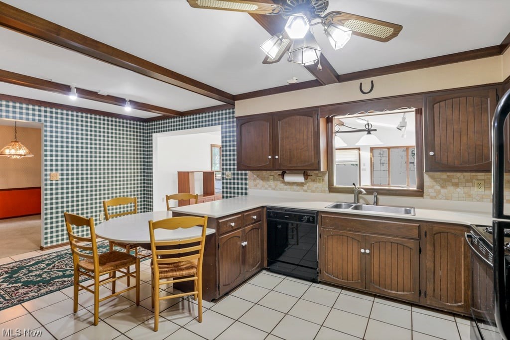 STONEHENGE - Residential