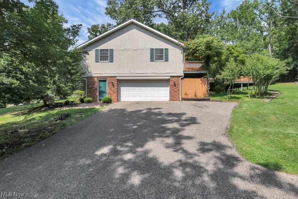 STONEHENGE - Residential