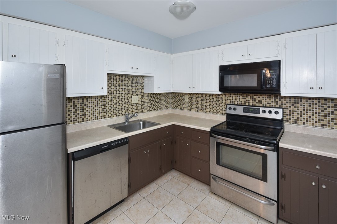 2932 Pease Drive #210, Rocky River, Ohio image 9
