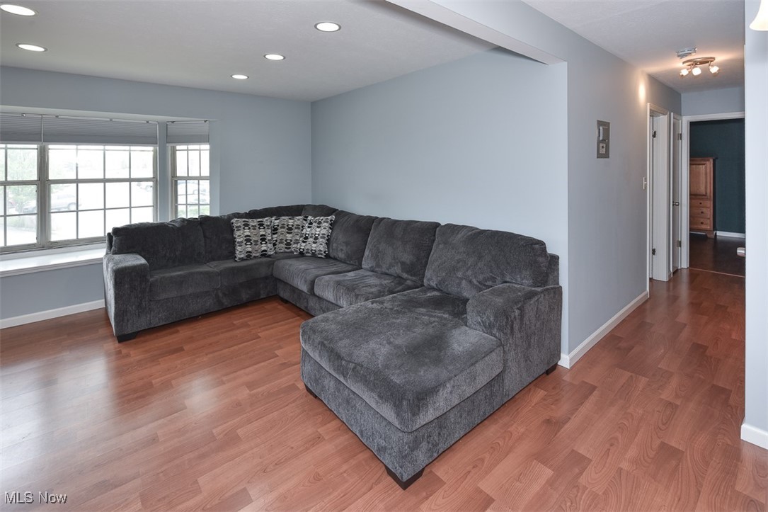 2932 Pease Drive #210, Rocky River, Ohio image 4