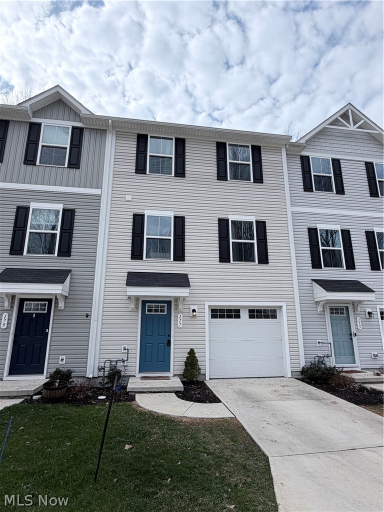 Riverwood Village 33 - Residential