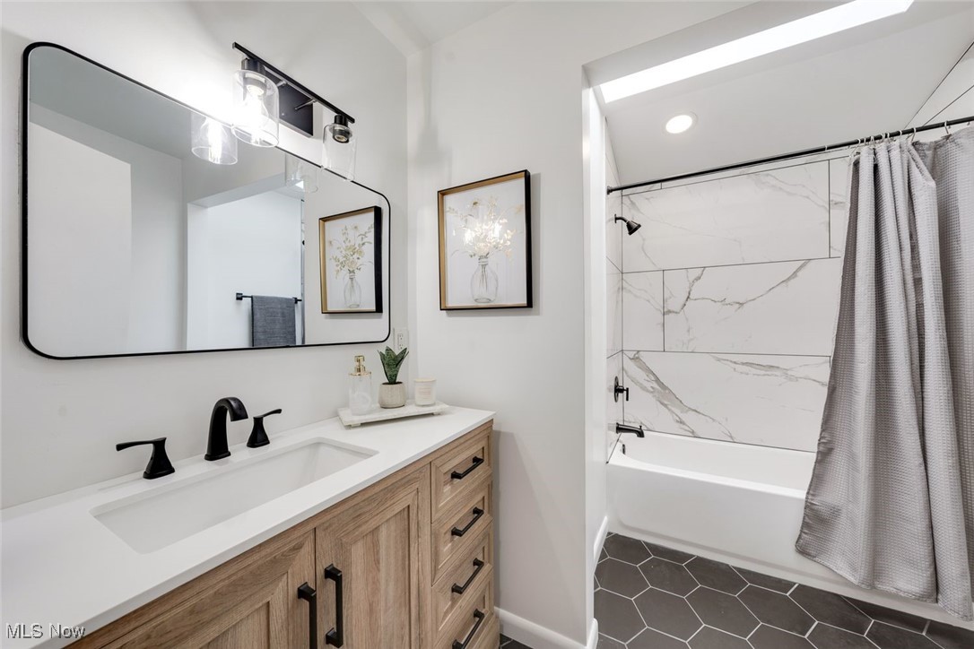 Chagrin Canyon Estates - Residential