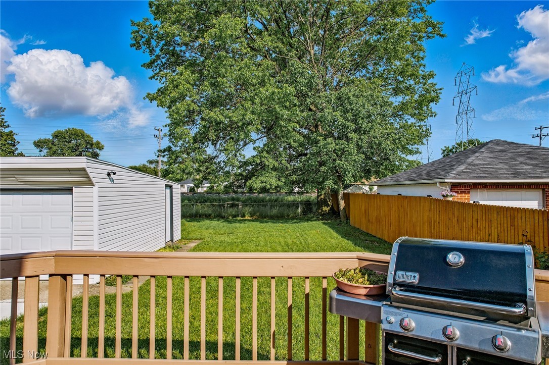 5997 Westbrook Drive, Brook Park, Ohio image 47