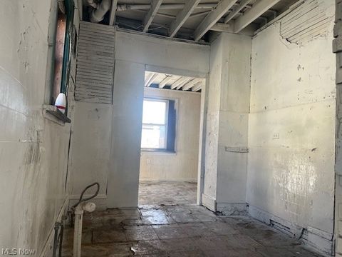 Tiny photo for 973 Nevin Street, Akron, OH 44310 (MLS # 5188083)