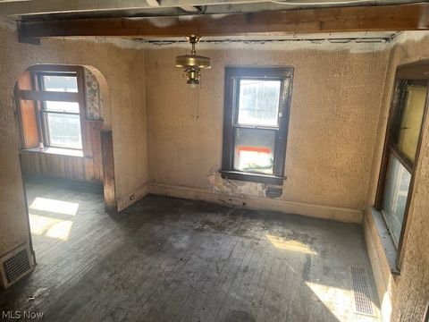 Tiny photo for 973 Nevin Street, Akron, OH 44310 (MLS # 5188083)