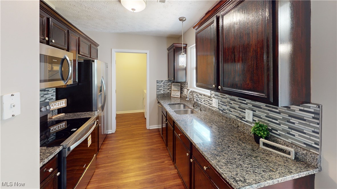 Village/Marsh Crk Condo - Residential