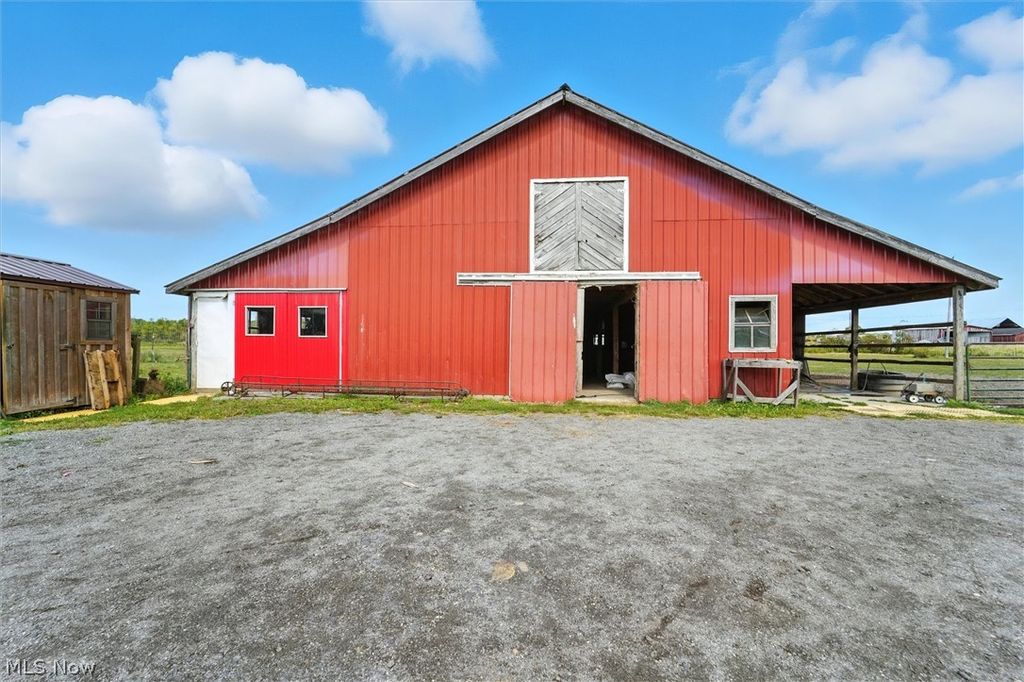 Photo of 2393 Stanhope Kelloggsville Road, Dorset, OH 44032 (MLS # 5206719)
