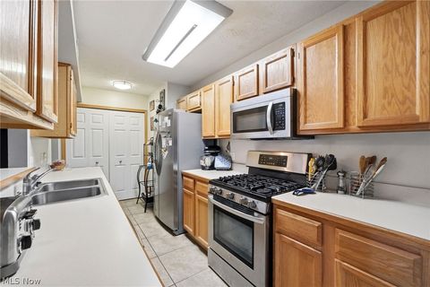 Tiny photo for 1045 N Jefferson Street #D, Medina, OH 44256 (MLS # 5200744)