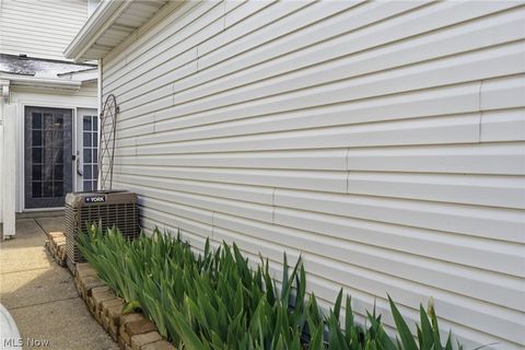 Tiny photo for 1045 N Jefferson Street #D, Medina, OH 44256 (MLS # 5200744)
