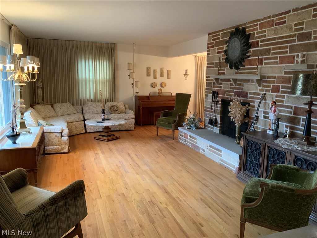 Revere Vill Sub - Residential