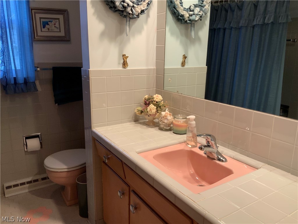 Revere Vill Sub - Residential