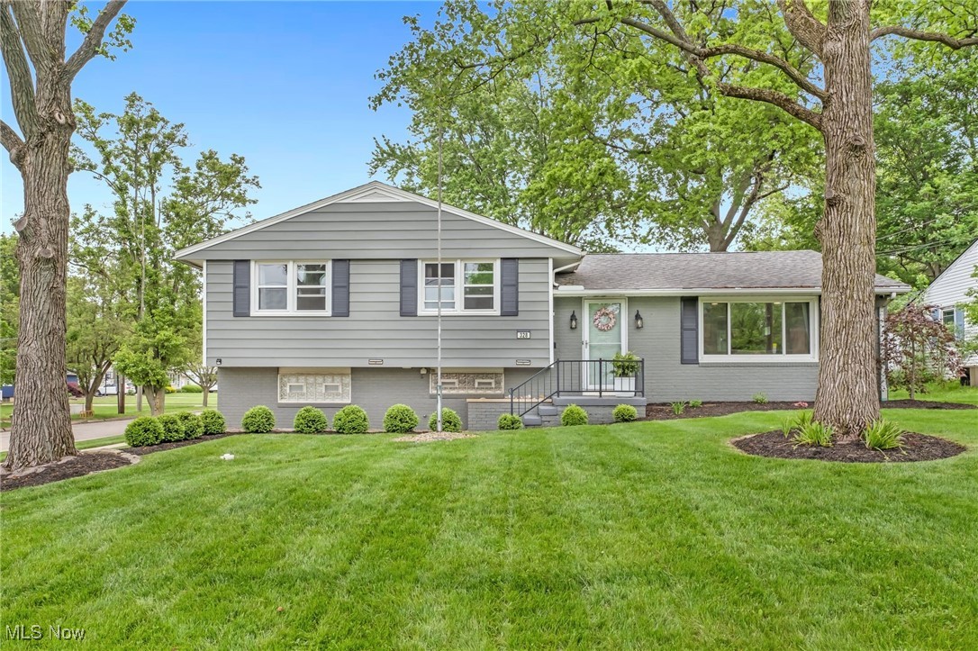 328 Sunset Boulevard, Wadsworth, Ohio image 1