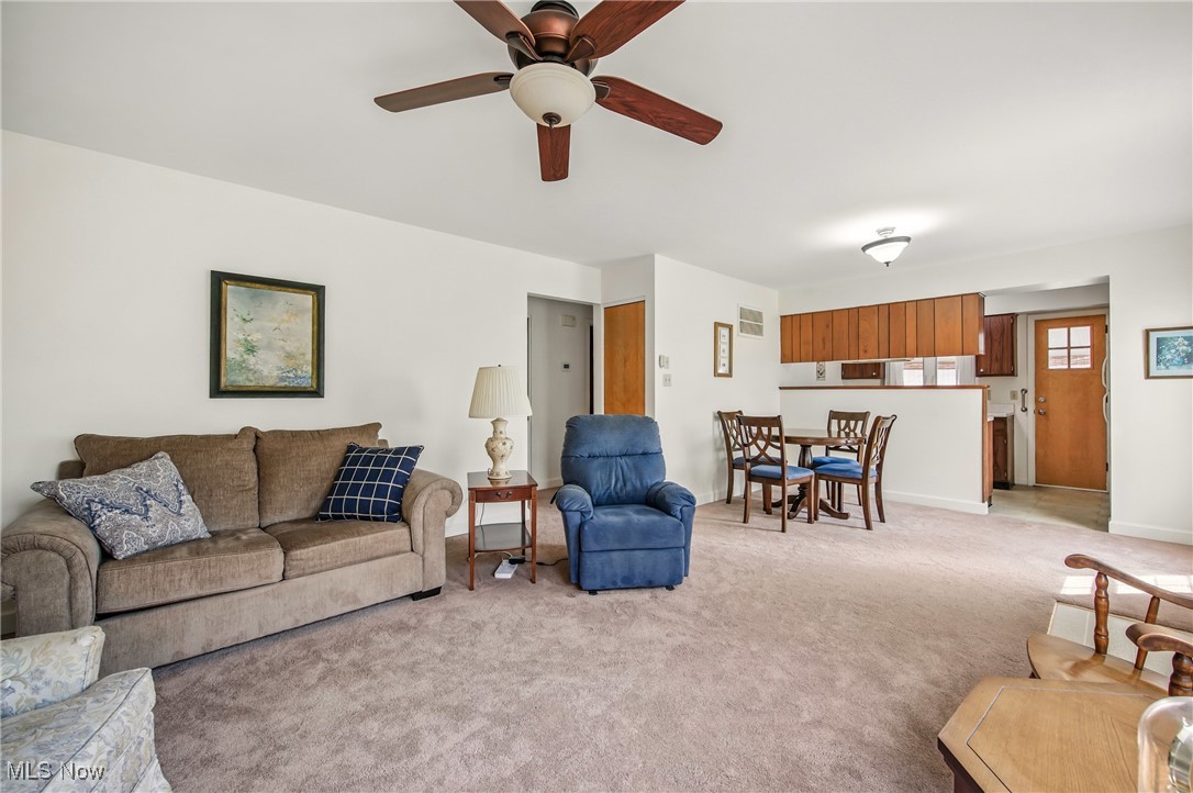 1356 Pembrooke Drive #A, Salem, Ohio image 14