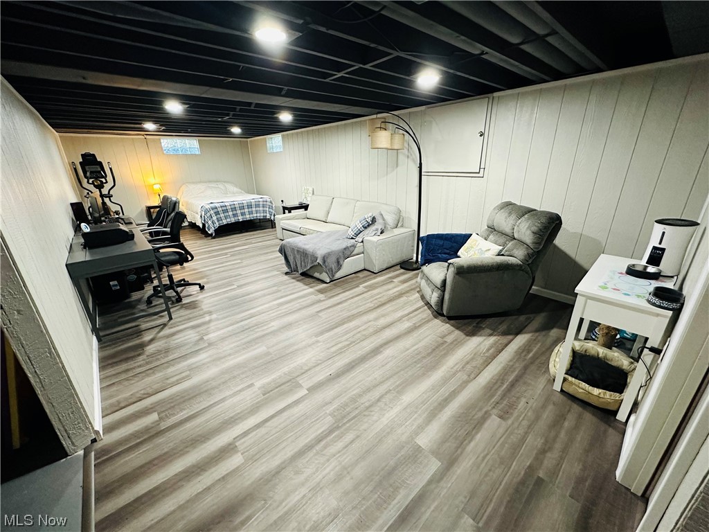 Applewood Acres - Residential