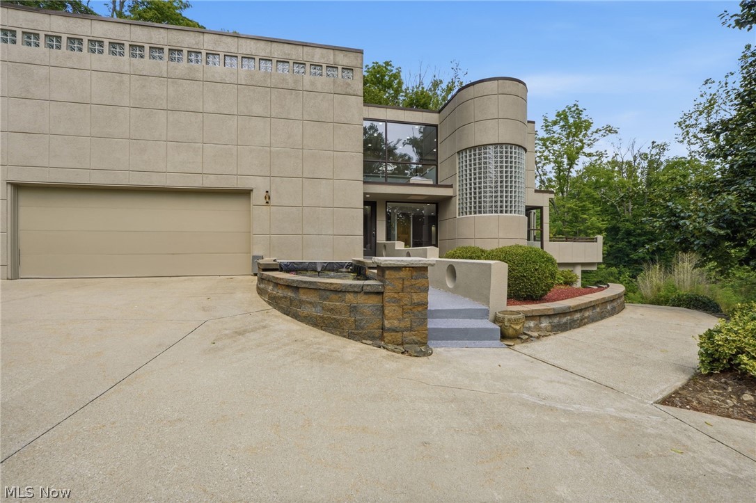 13601 Royalton Road