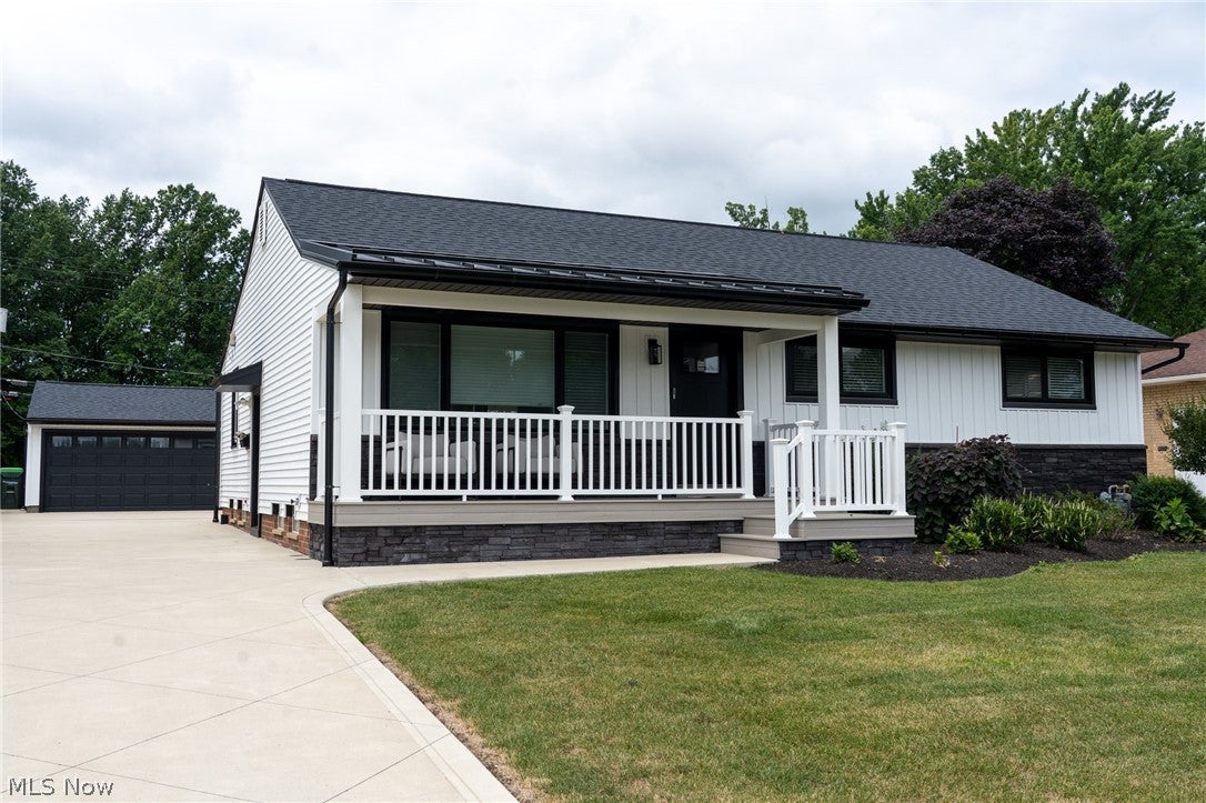 2326 Stanford Drive