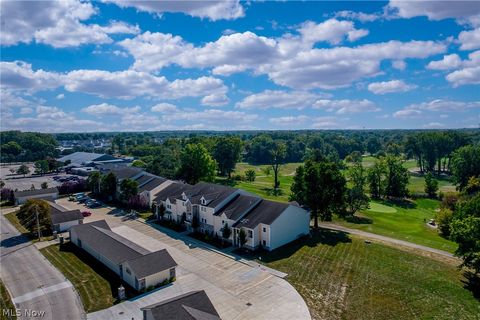 Tiny photo for 5547 Beavercrest Drive #211, Lorain, OH 44053 (MLS # 5190574)